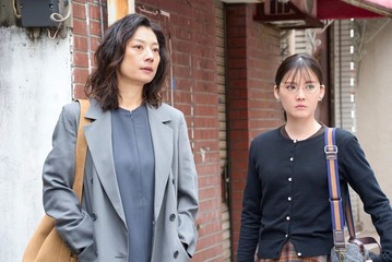 【さよならノワール 第1話】元“マル暴”刑事・夏海（小池栄子）のもとに心理学者・絵梨子（北香那）が出向 画像