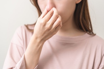 「クサッ！」お風呂に入っても落ちない！更年期世代の深刻な「におい問題」、汗でも加齢でもない意外な原因とは【皮膚ガス研究の第一人者が解説】 画像
