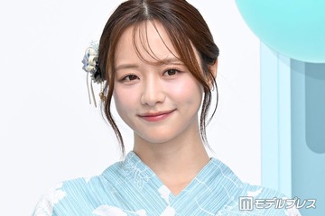 森香澄、ほっそり二の腕際立つノースリ姿で寝転びショット「目の保養」「透明感がすごすぎる」 画像