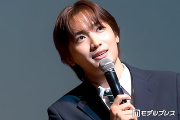 桜木雅哉（原因は自分にある。）罰ゲームで「キュンとさせるひと言」ハグする仕草にも歓声沸く【修学旅行で仲良くないグループに入りました】 画像