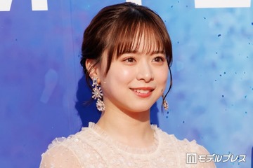 AKB48グループ4代目総監督、美ウエスト際立つ衣装ショット公開「まるでお人形さん」「引き締まっててすごい」と反響 画像
