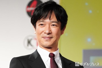 「VIVANT」堺雅人“全力ダッシュ”シーン撮影裏に驚きの声相次ぐ「足速すぎ」「スタッフもすごい」 画像