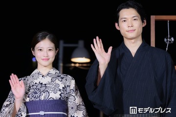SixTONES松村北斗＆今田美桜、浴衣姿で登場・短冊に願い込める「1つ前の映画くらいからできていなくて」【白鳥とコウモリ】 画像