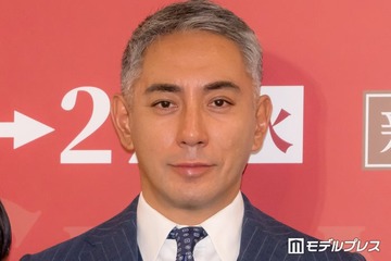 市川團十郎、長男・勸玄の取材中ショット公開「どんどんお父さんに似てきてる」「すっかり美青年」と反響 画像