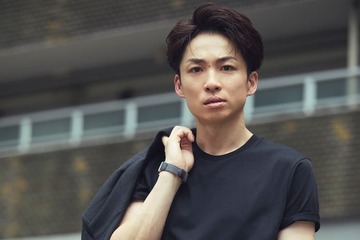 アインシュタイン河井ゆずる、初の写真集決定 半年鍛え上げた圧巻の肉体美披露・お渡しイベントも開催 画像