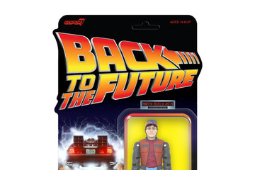 『バック・トゥ・ザ・フューチャー PART2』マーティ＆ドクがレトロフィギュアに！2026年9月発売 画像