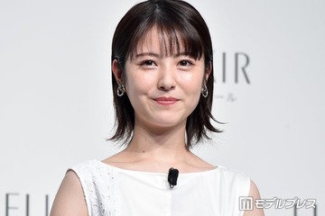 浜辺美波、美肌輝くノースリーブ姿で26歳誕生日を報告「肌綺麗すぎます」「見惚れちゃう」とファン悶絶 画像