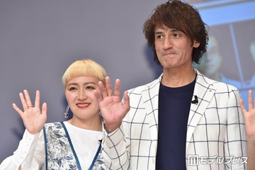 丸山桂里奈＆本並健治夫妻、娘としながわ水族館へ 親子3ショット公開に「大きくなりましたね」「見てるだけで幸せになる」と反響 画像
