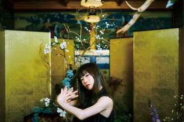 Aimer、第1子出産・事務所退所を同時発表 今後は夫で作曲家・飛内将大と新たなマネジメント会社を設立「より成長した自分で、心に沿って表現を深めたい」 画像