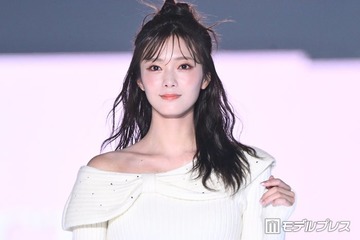 櫻坂46卒業発表の田村保乃、美肩＆美デコルテ全開ミニ丈ワンピ姿 ハーフアップで甘さプラス【TGC2026A/W】 画像