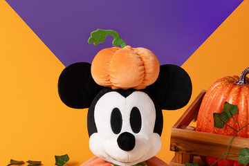 Last賞はミッキーお座りぬいぐるみ！ハロウィン衣装のディズニーキャラクター大集合、Happyくじ「Disney ハロウィン 2026」 画像