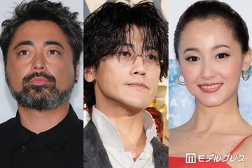 赤西仁「今宵は僕の彼女達と」豪華ショットが話題「エリカ様美しい」「美男美女揃ってる」 画像