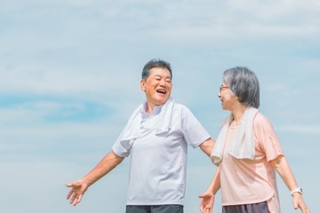 認知症リスク18％低下の可能性も！たった3分で全身400以上の筋肉を動かす「国民的運動」って？ 画像