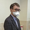 記者団の取材に応じる自民党の河野太郎広報本部長＝5日午後、新潟市