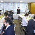 自民党が開いた安全保障調査会の会合＝11日午後、東京・永田町の党本部