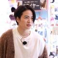 菊池風磨、長谷川忍（C）フジテレビ