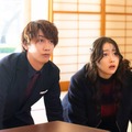 藤原丈一郎、桜井日奈子（C）テレビ朝日・ストームレーベルズ