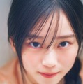 山下瞳月：撮影／神藤剛、スタイリング／優哉、ヘアメイク／田村直子、デザイン／松本麻実（GROSVENOR design.）（画像提供：講談社）