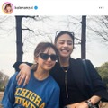 安斉かれん、妹・星来とお花見へ！肩を組んだ仲良しSHOTに反響「美人姉妹すぎ」「最高キュート」