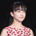 清原果耶、凛としたブラックコーデSHOTに「眼福すぎます」「大人っぽくて綺麗」と反響