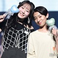 真中まな、⽯井陽太さん（C）モデルプレス