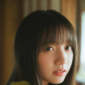 乃木坂46海邉朱莉、あふれる透明感＆印象的な表情で魅せる！グループ加入直後の等身大の姿を披露