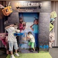 第5子妊娠中の辻希美、次男＆三男と映画館へ！『マイクラ』映画に感動「私でも楽しめました」