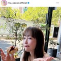 川栄李奈、お茶目に舌ペロ！海外でのナチュラルSHOTに「可愛すぎる」「スベスベで美しい」の声