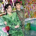 「Mrs. GREEN APPLE presents 『CEREMONY』」グリーンカーペットの様子