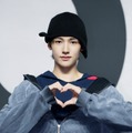 SEONGHYEON（ソンヒョン）（P）＆（C）BIGHIT MUSIC