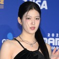 「I-LAND2」から誕生のizna、ユン・ジユンの活動終了発表「健康上の理由で長い間悩んだ末」 画像