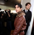 Snow Man目黒蓮・川口春奈「フェンディ」ミラノコレクションに来場 Stray Kidsバンチャン・ITZYユナらも 画像