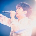 二宮和也、初FCイベントで“歌って踊るアイドル”姿届ける「夜空ノムコウ」など人気曲カバーも 画像