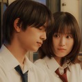 高橋恭平、福本莉子（C）WOWOW