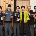 （右から3番目）高橋文哉、TORINNERメンバー（C）TBS
