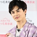 ブランドアンバサダーに就任した草川拓弥（C）モデルプレス