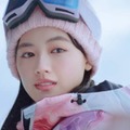 上坂樹里「JR SKISKI」新CMでスキーに挑戦！学生たちのキラキラな“青い冬”を描く