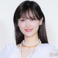 山下美月、オフショルコーデ披露 公園でのお花見ショットに反響「人いっぱいいるけどバレないの？」「変装なしでいるなんて」の声 画像