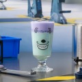 ＜サリー＞ブルースムージー　　税込1,190円「モンスターズ・インク」OH MY CAFE(C)Disney/Pixar