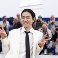 菅田将暉「ミラクルな初体験」黒沢清監督『黒牢城』本木雅弘＆宮舘涼太と初のカンヌで喝采浴びる 画像