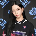 モデルプレスの取材に応じたaespa・カリナ（C）モデルプレス
