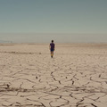 『砂漠の星』（Desert Lights、2021年、18分56秒）