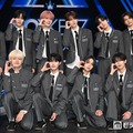 KO1KEYZ（コイキーズ）／（後列）ISSA（柳谷伊冴）、SHINHAENG（オ・シンヘン）、YOSHIKI（矢田佳暉）、K.DAIKI（加藤大樹）、SIYOUNG（パク・シヨン）、YUKI（後藤結） （前列）TOWA（濱田永遠）、RYUJI（杉山竜司）、YURA（安部結蘭）、KEITO（小野慶人）、RYOGA（飯塚亮賀）、KOSUKE（照井康祐）