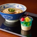 （写真右）丸亀うどんプリン／提供画像