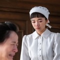 伊勢佳世、見上愛「風、薫る」第71話（C）NHK