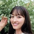 乃木坂46一ノ瀬美空、下北舞台に街ブラ・部屋着でゴロゴロ…「週刊少年サンデー」表紙登場 画像