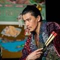 小栗旬「豊臣兄弟！」出演の決め手となった共演俳優の存在「僕にとって財産」本人が語る“首の傾き”裏話も【インタビュー前編】 画像
