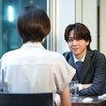 内田有紀、寺西拓人「ラストノート」第1話（C）フジテレビ