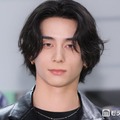 INI西洸人「超特急」楽曲になぞらえた“粋な掛け声”に注目集まる「激アツ」「グループの垣根越えた絡み最高」【音楽の日2026】 画像