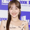 前田希美「久々に一緒に写真撮りました」車内での夫婦2ショットに反響「美男美女」「オシャレな2人」 画像